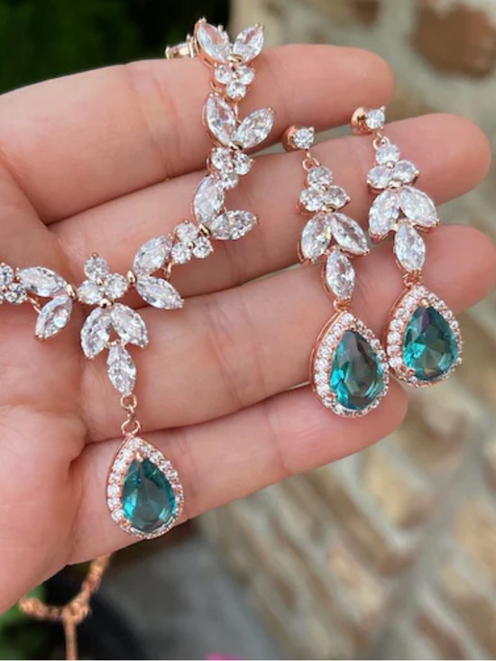 Jewelry - FOLLOW FOR LOW Jewlery starts! 💎